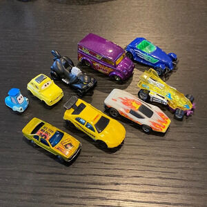 C Hot Wheels Cars Assortment Set